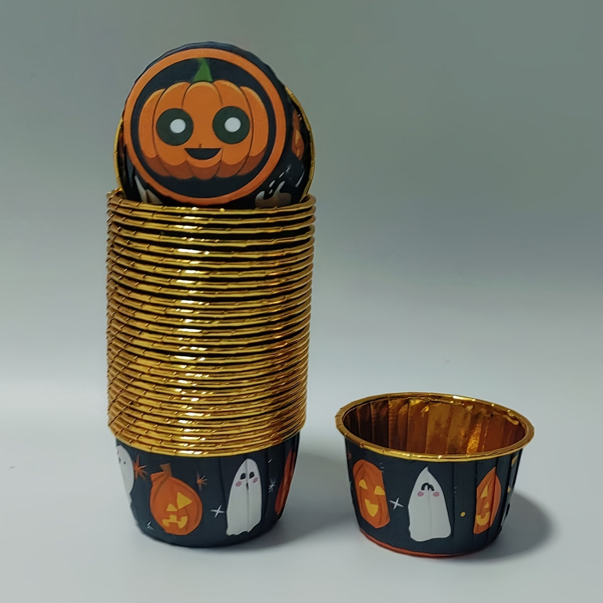 50pcs Halloween-Themed Disposable Cupcake Cups with Lids